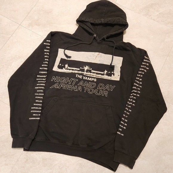 The Vamps Night And Day Arena Tour Mens M Medium Band Tour Concert Music‎ Hoodie